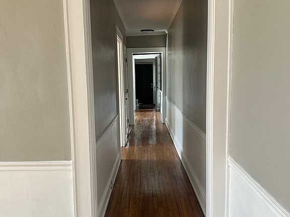 3rd image of 729 Morgan St APT 1