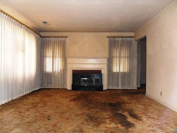 2nd image of 1902 E Brown Ave
