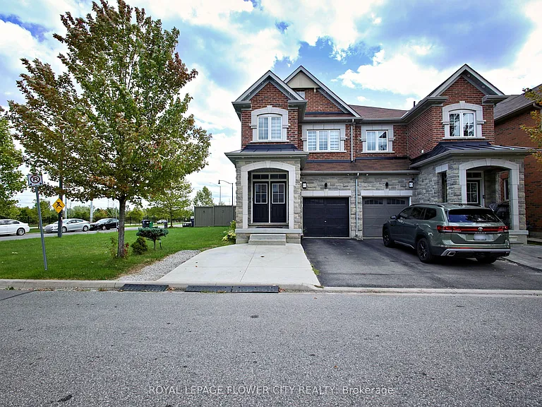 81 Baffin Cres — Photo 1