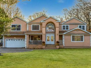 1076 Westminster Ave, Dix Hills, NY 11746