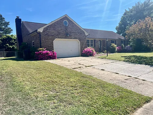 805 Sycamore Ln Photo 1