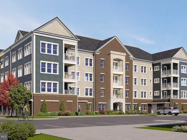5810 Moonstone Way #101, Haymarket, VA 20169