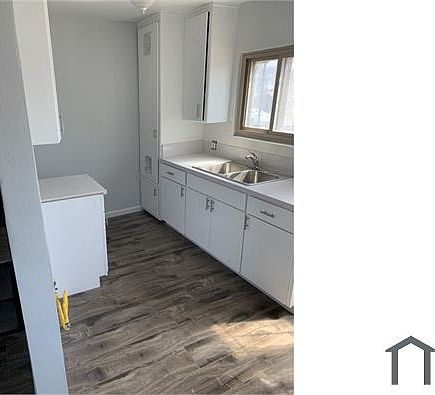 1st image of 811 W 97th St #2