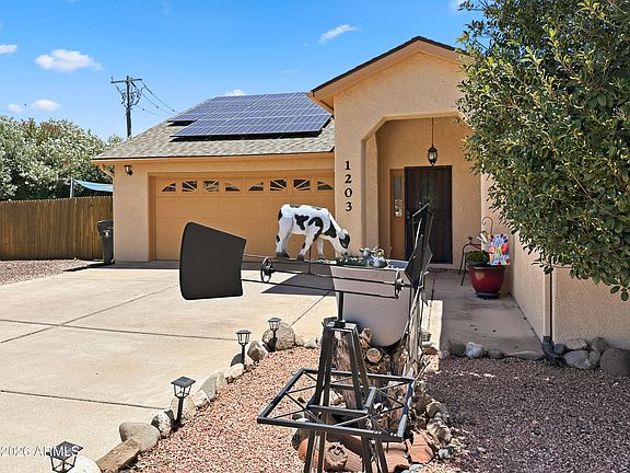 2nd image of 1203 S Settlers Circle