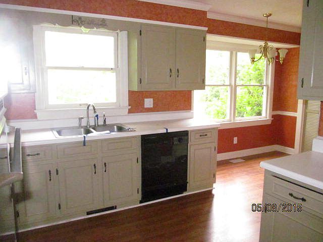 2nd image of 79 Cornerstone Ln