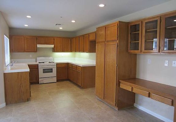 5th image of 14022 Yorktown Ct