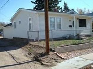 3009 Ames Ct, Cheyenne, WY 82001
