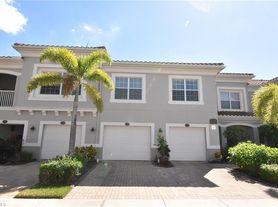 23420 Alamanda Dr