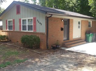 5045 Curtiswood Dr, Charlotte, NC 28213