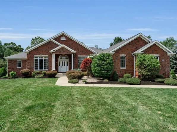 8600 Northfield Rd, Clarence Center, NY 14032