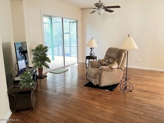 3rd image of 10162 Meadow Point Dr