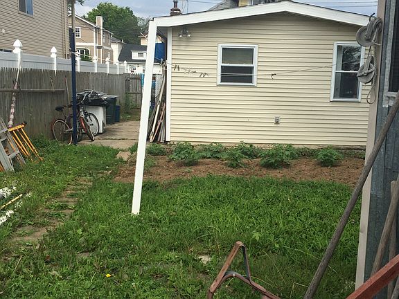 4th image of 1200 Olympia Blvd