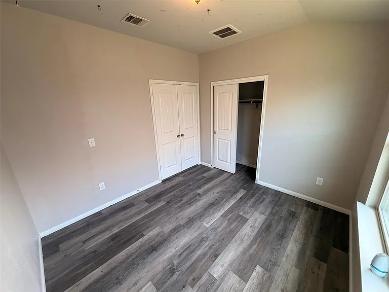 1925 Alvarado Dr — Photo 11