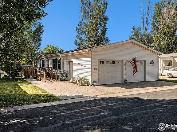 2nd image of 1732 Pearl Dr #104
