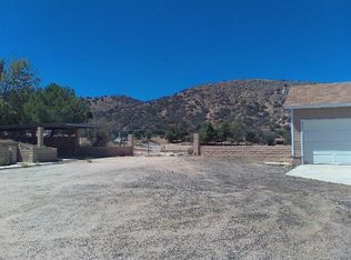 8077 Riggins Rd, Phelan, CA 92371