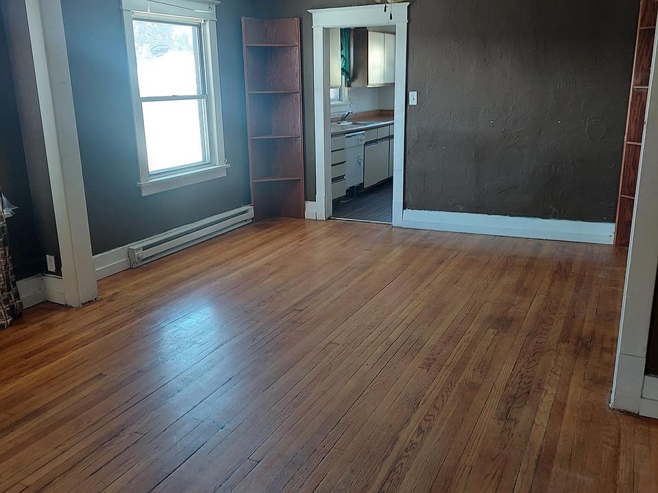 2nd image of 134 W 10th St #A