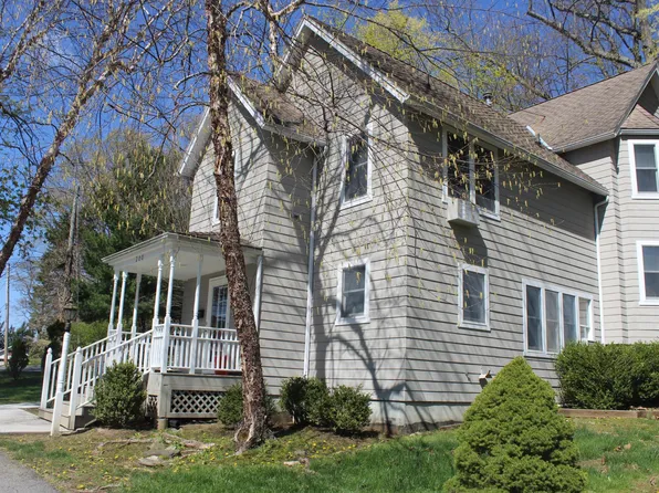 200 Terrace Pl #A, Mount Kisco, NY 10549