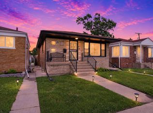 12631 S Justine St, Calumet Park, IL 60827