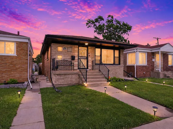 12631 S Justine St, Calumet Park, IL 60827