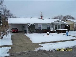1st image of 1484 Bowman Dr