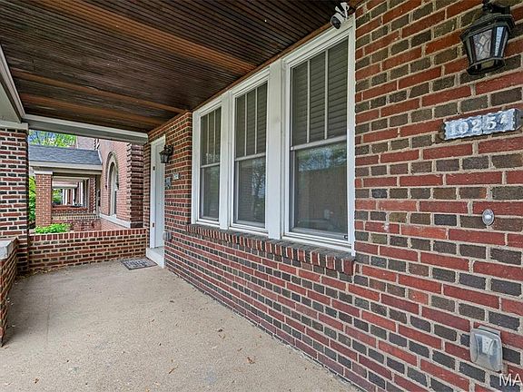 3rd image of 1025 Central Ave