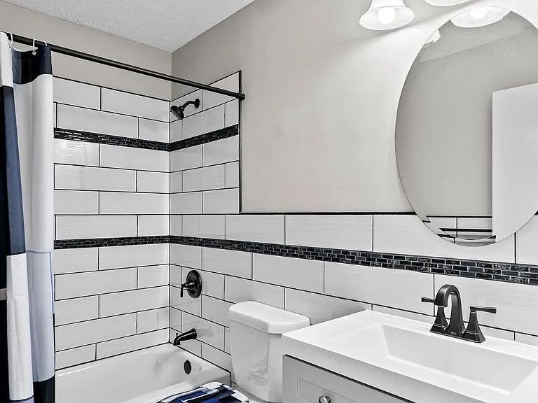 5185 Edgemere Dr — Photo 9