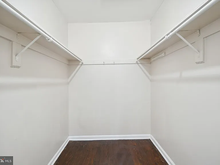 9063 Congress Pl — Photo 11