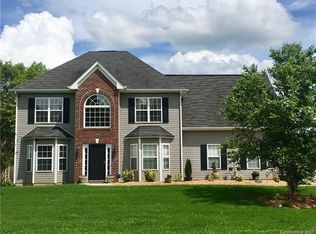 104 Madelia Pl, Mooresville, NC 28115