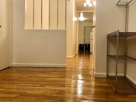 3rd image of 432 Humboldt St APT 2R