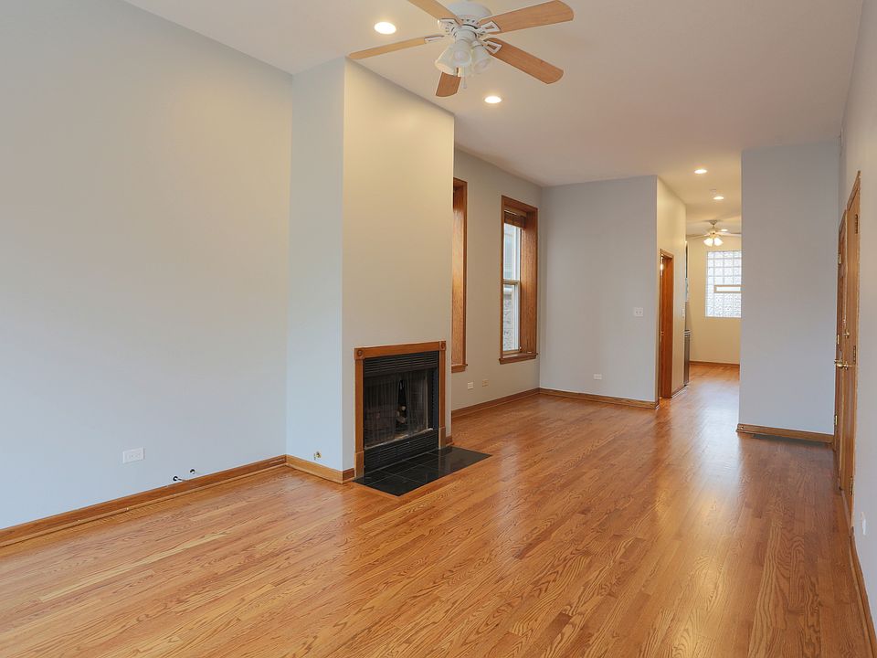 Living Room 3