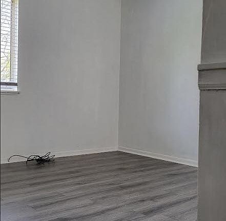 4th image of 2719 Narraganset Dr