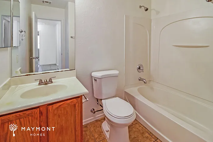 45064 W Miraflores St — Photo 9