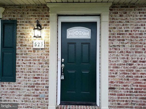 3rd image of 523 N Red Fox Cir