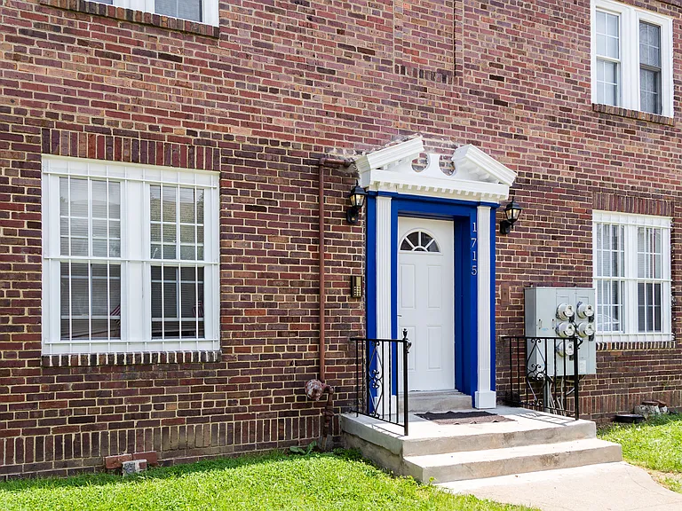 1715 Capitol Ave NE #3 — Photo 18