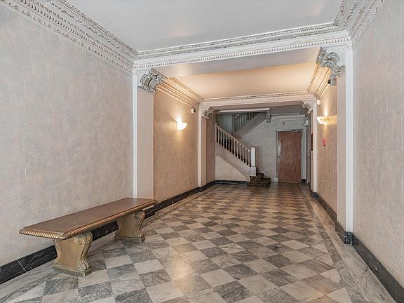 3rd image of 1860 Jackson St #203