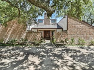 14102 Swiss Hill Dr, Houston, TX 77077