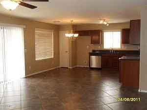 2nd image of 43923 W Magnolia Rd