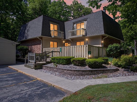 3rd image of 7047 McKay Rd