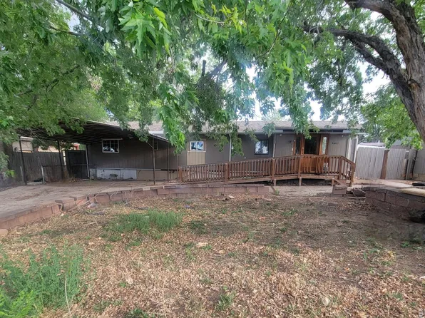 3705 Yosemite Dr, Greeley, CO 80634
