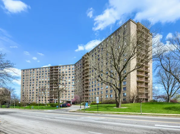 6833 N Kedzie Ave APT 1516, Chicago, IL 60645