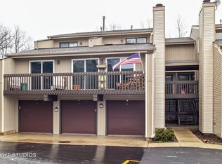 26 Mineola Rd, Fox Lake, IL 60020