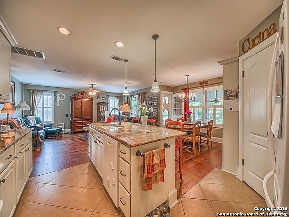 5th image of 3528 Marietta Ln