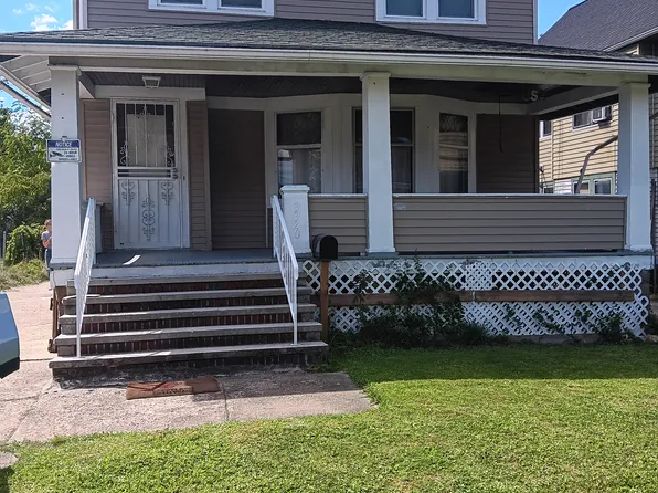 3320 E 118th St, Cleveland, OH 44120