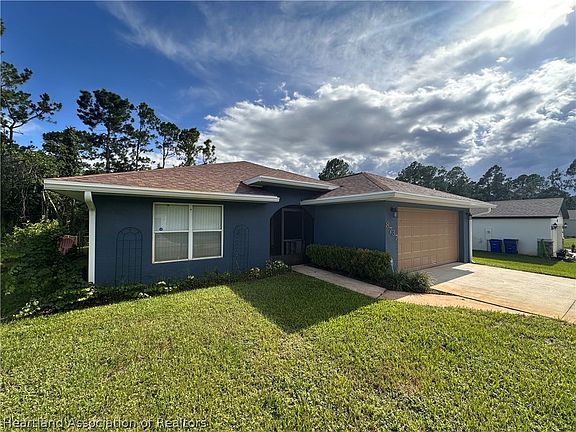 3rd image of 8737 Capilla St