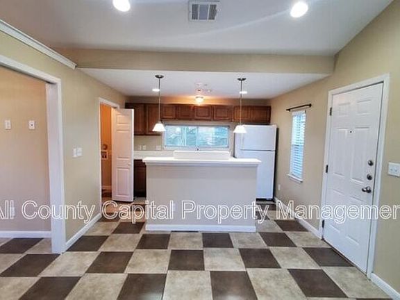 3rd image of 1116 Northwestern Ave