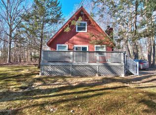 327 Bumblebee Pass, Cresco, PA 18326