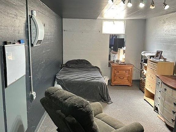 5th image of 2225 W 9th Ave