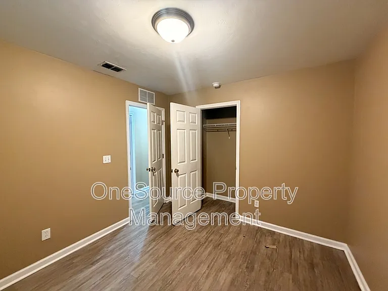 203 B W Roberts St — Photo 10
