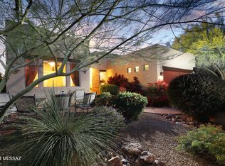 2020 S Triangle X Ln, Tucson, AZ 85713