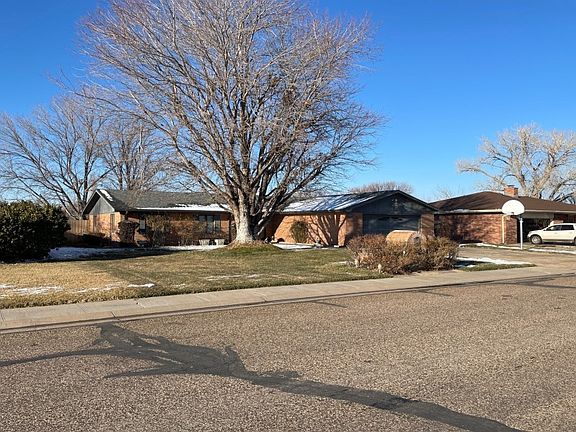 3rd image of 301 S Parkway Blvd
